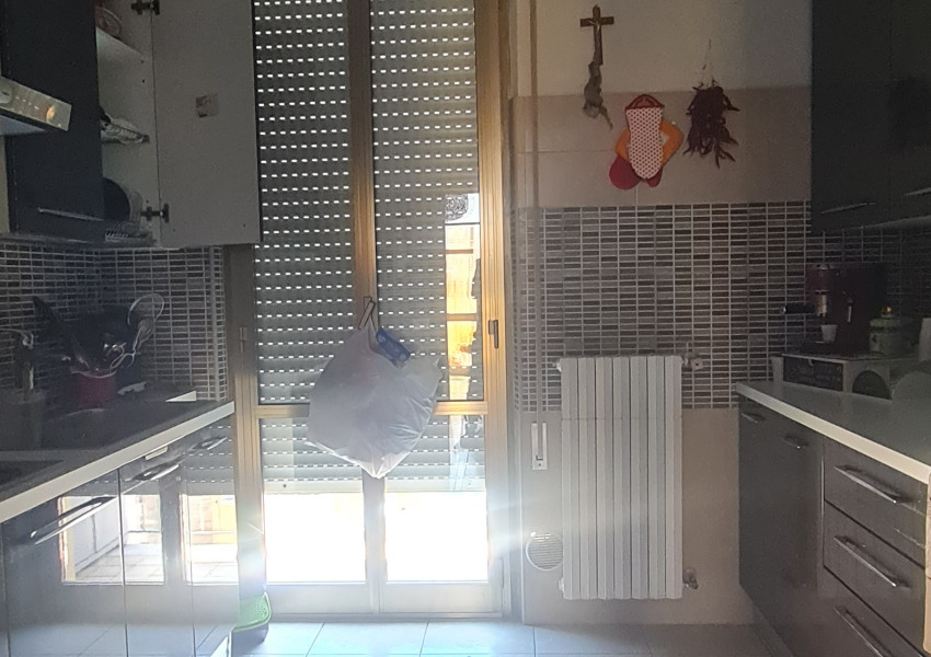 Pesaro, zona Tombaccia, Appartamento in Vendita