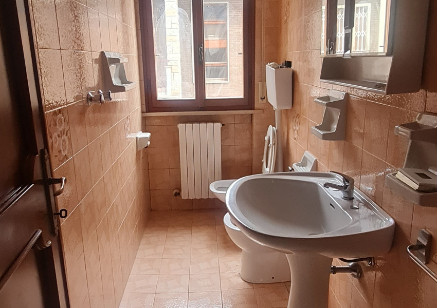 Pesaro, zona Vismara - Appartamento in Vendita | Foto 21