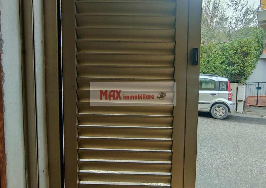 Pesaro, zona Cattabrighe - Casa Schiera / Porz.Casa in Vendita | Foto 7