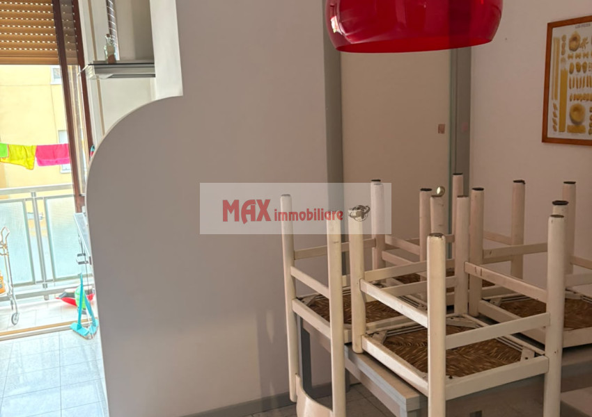 Pesaro, zona Centro Mare - Appartamento in Vendita | Foto 2