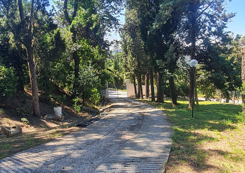 Pesaro, zona Santa Colomba - Casa Unifam. / Villa in Vendita | Foto 8