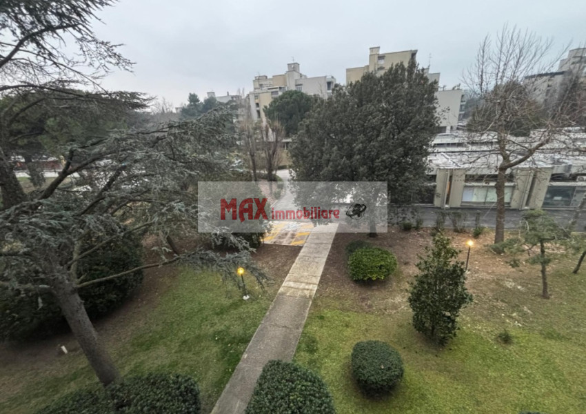 Pesaro, zona Villa San Martino - Appartamento in Vendita | Foto 8