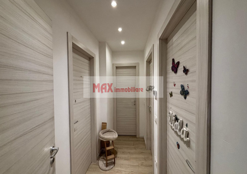 Pesaro, zona Villa San Martino, Appartamento in Vendita