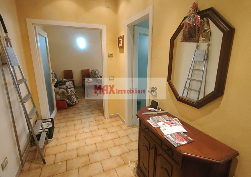 Pesaro, zona Pantano Bassa, Appartamento in Vendita