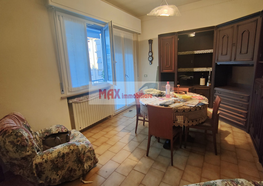 Pesaro, zona Pantano Bassa - Appartamento in Vendita | Foto 2