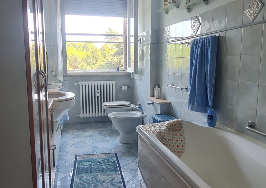 Pesaro, zona Villa San Martino - Appartamento in Vendita | Foto 8