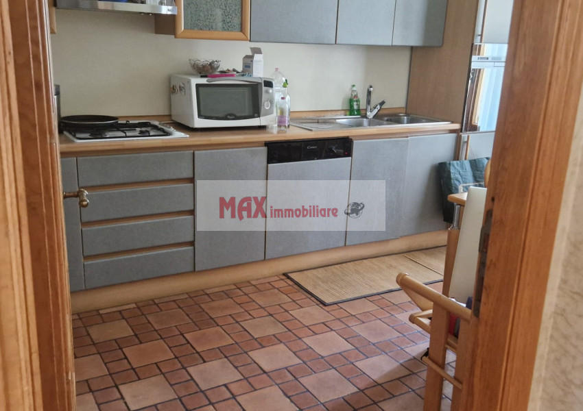 Pesaro, zona Vismara - Appartamento in Vendita | Foto 4