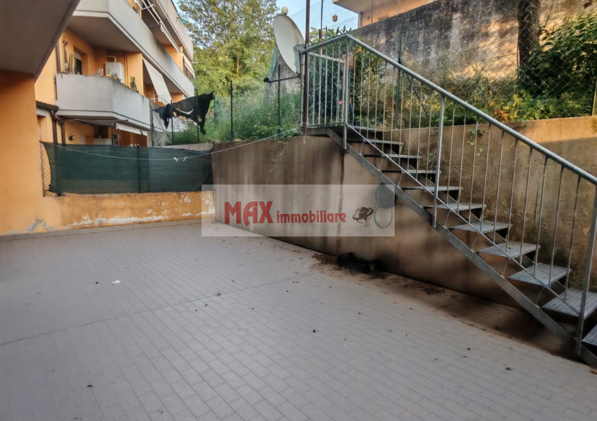 Montelabbate, zona Montelabbate, Appartamento in Vendita