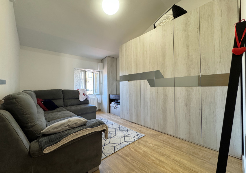 Pesaro, zona Santa M.Fabbrecce - Appartamento in Vendita | Foto 2