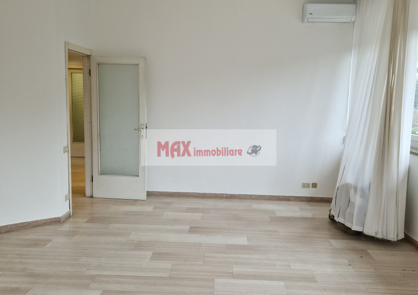 Pesaro, zona Centro - Ufficio in Affitto | Foto 3