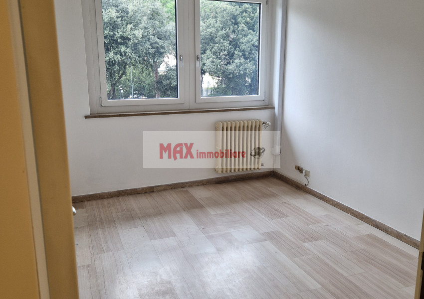 Pesaro, zona Centro - Ufficio in Affitto | Foto 2