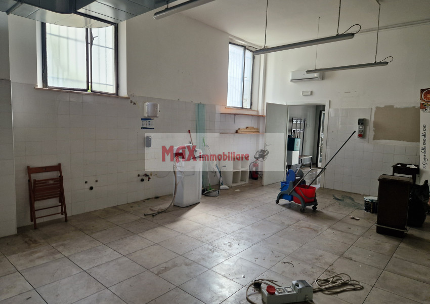 Pesaro, zona Loreto - Negozio in Affitto | Foto 5