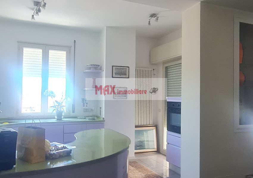 Pesaro, zona Centro - Appartamento in Vendita | Foto 18