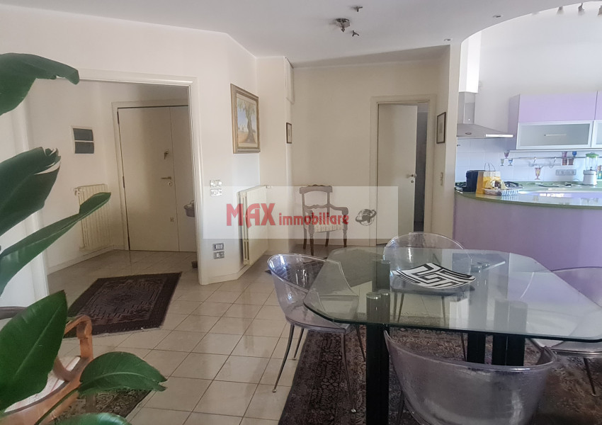Pesaro, zona Centro - Appartamento in Vendita | Foto 3