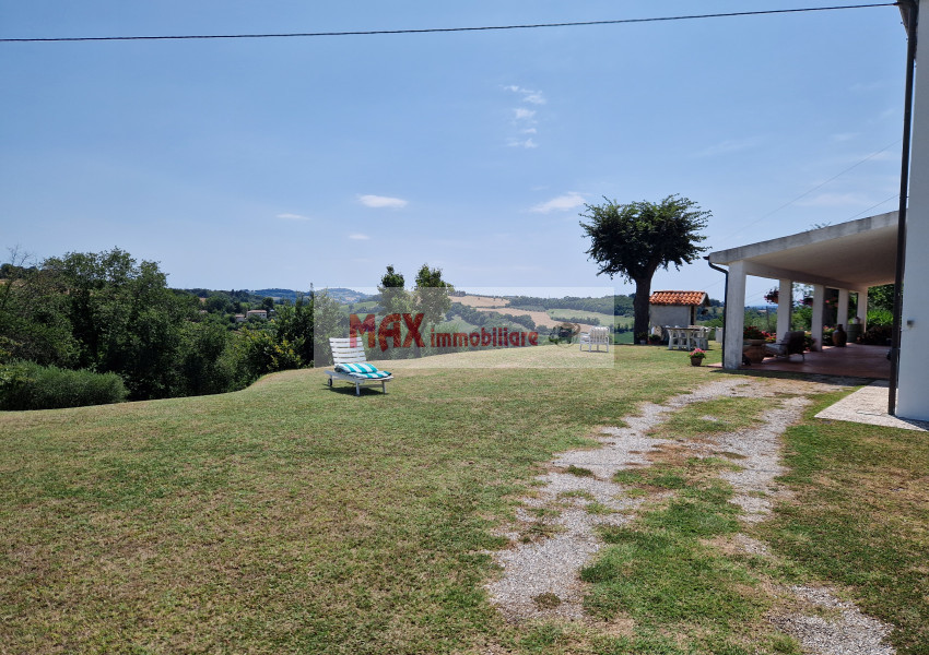 Pesaro, zona Candelara - Rustico / Soluz. in Campagna in Vendita | Foto 15