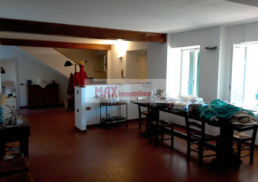 Pesaro, zona Candelara - Rustico / Soluz. in Campagna in Vendita | Foto 2