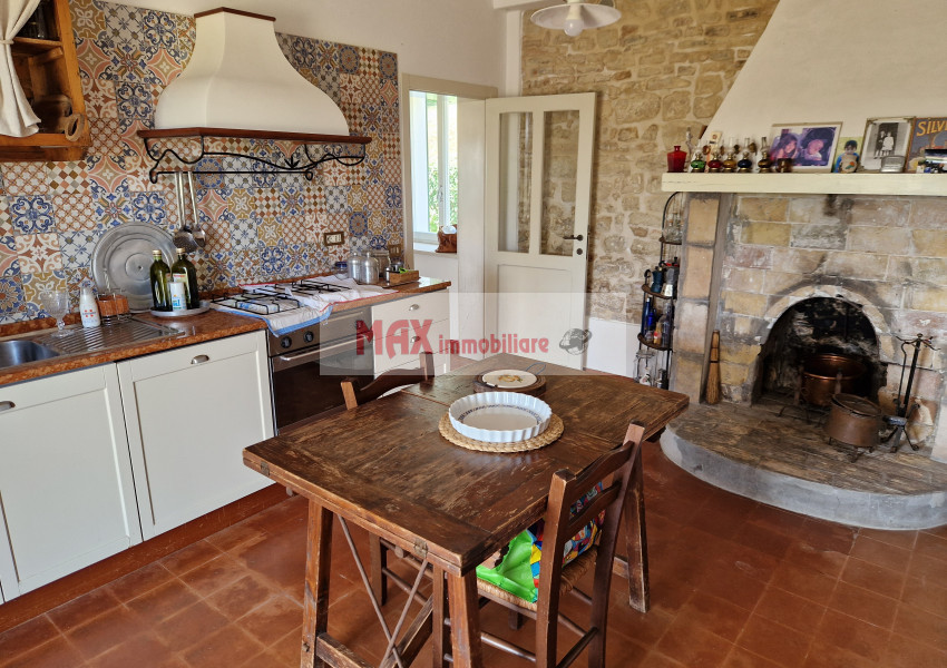 Pesaro, zona Candelara - Rustico / Soluz. in Campagna in Vendita | Foto 8