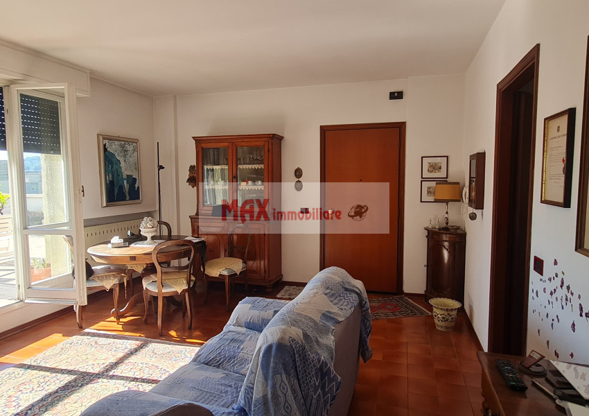 Pesaro, zona Villa San Martino - Appartamento in Vendita | Foto 13