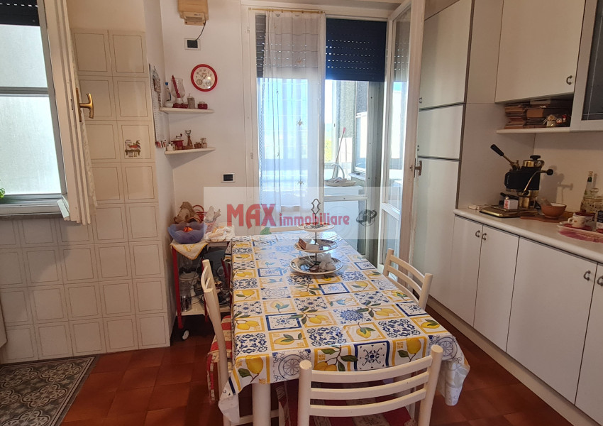 Pesaro, zona Villa San Martino - Appartamento in Vendita | Foto 18