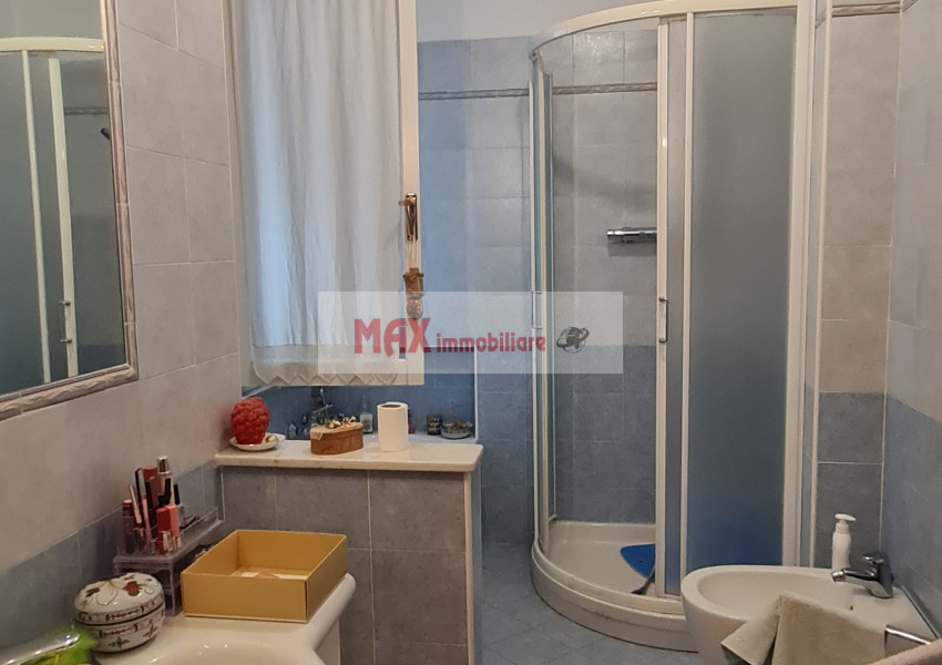 Pesaro, zona Villa San Martino - Appartamento in Vendita | Foto 3