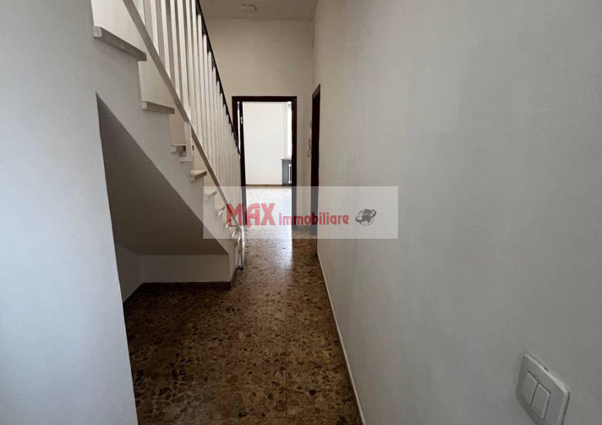 Pesaro, zona Vismara - Casa Schiera / Porz.Casa in Vendita | Foto 12