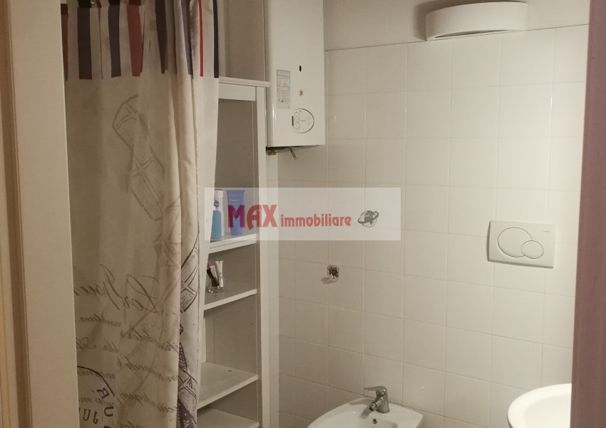 Pesaro, zona Centro storico - Appartamento in Vendita | Foto 5