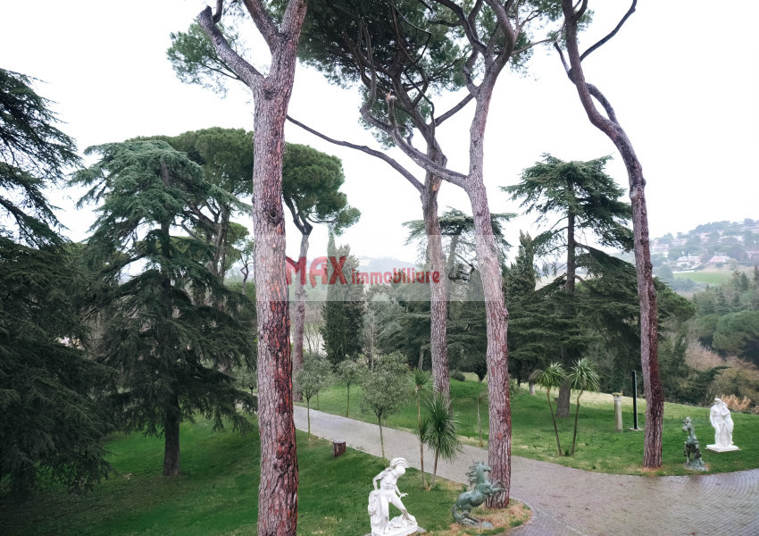 Pesaro, zona Muraglia - Casa Unifam. / Villa in Vendita | Foto 37