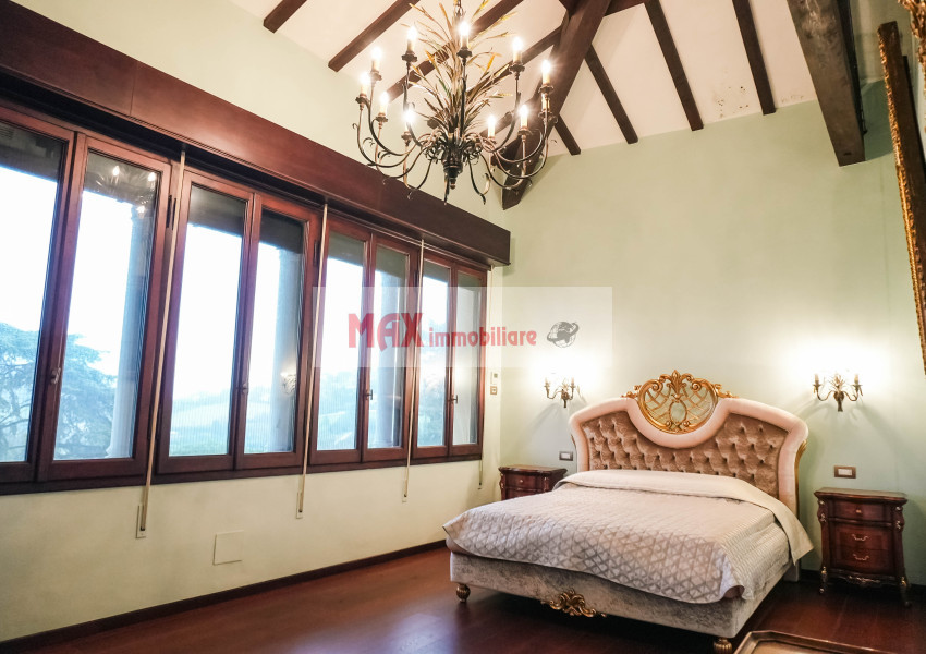 Pesaro, zona Muraglia - Casa Unifam. / Villa in Vendita | Foto 52