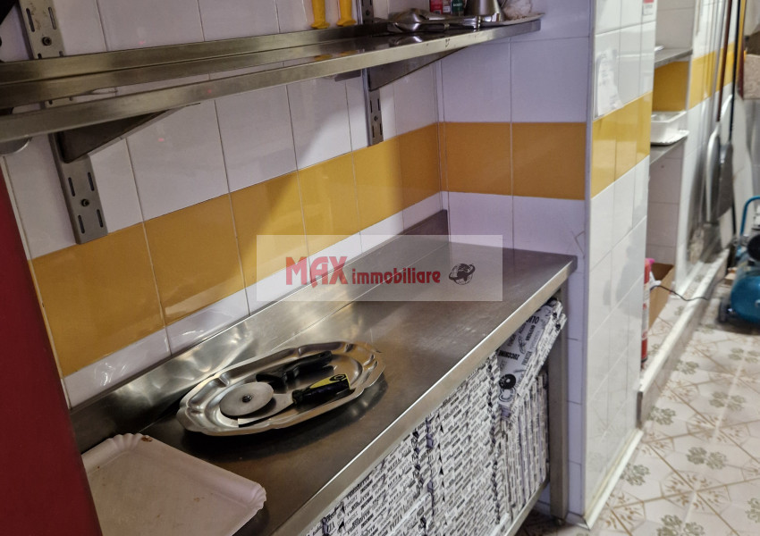 Pesaro, zona Pantano Bassa - Pizzeria in Vendita | Foto 6