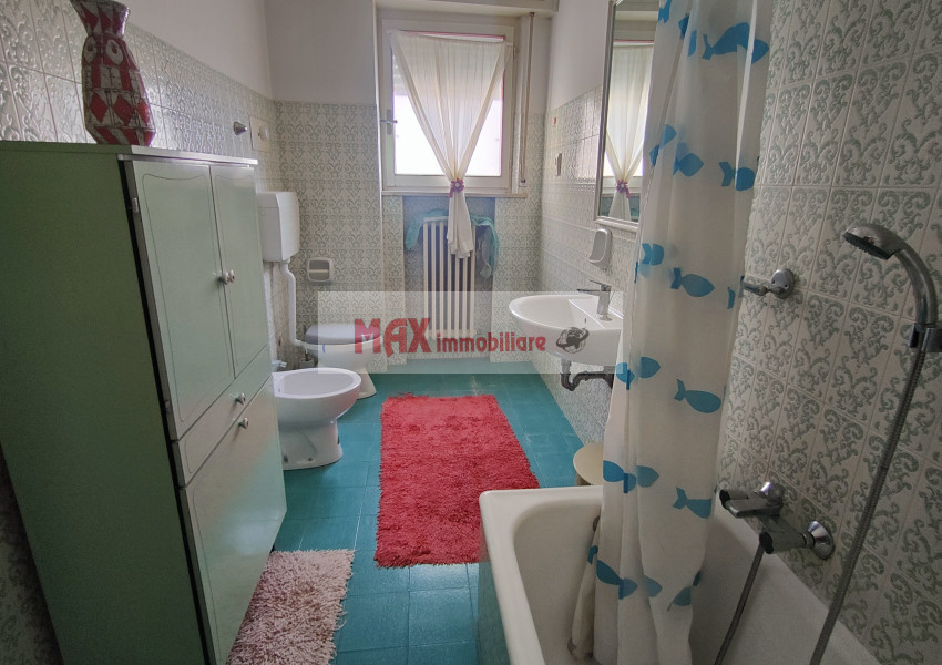 Pesaro, zona Centro Mare - Appartamento in Vendita | Foto 6