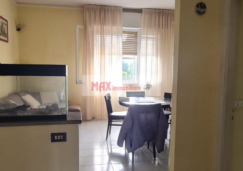 Pesaro, zona Villa San Martino, Appartamento in Vendita