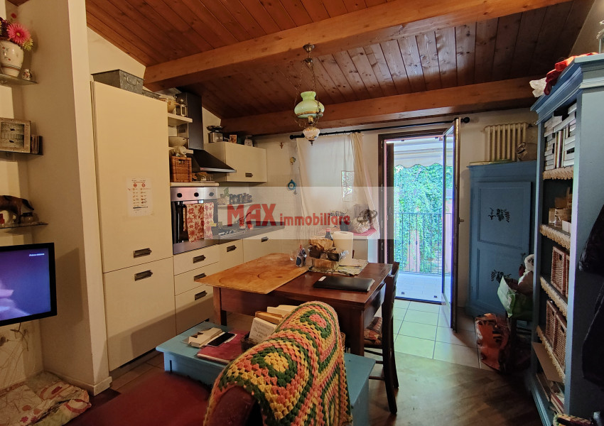 Pesaro, zona Villa Fastiggi, Appartamento in Vendita