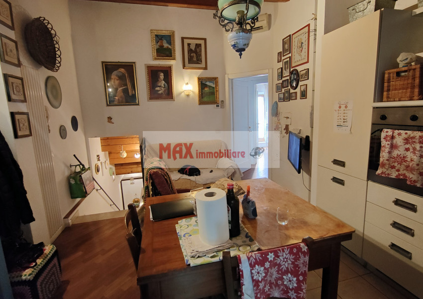 Pesaro, zona Villa Fastiggi - Appartamento in Vendita | Foto 2