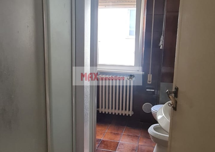 Pesaro, zona Vismara - Appartamento in Vendita | Foto 4