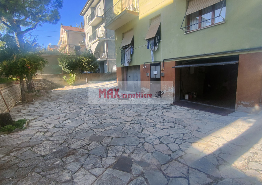 Pesaro, zona Tombaccia - Appartamento in Vendita | Foto 27