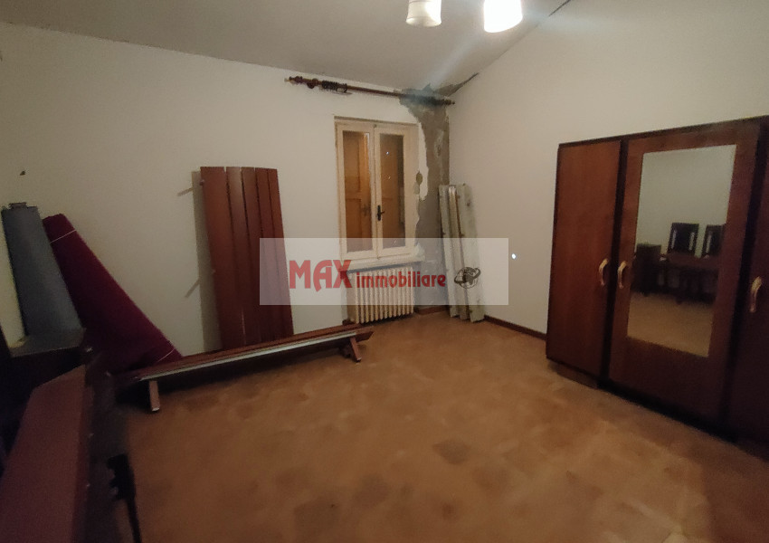 Pesaro, zona Babbucce - Casa Schiera / Porz.Casa in Vendita | Foto 6