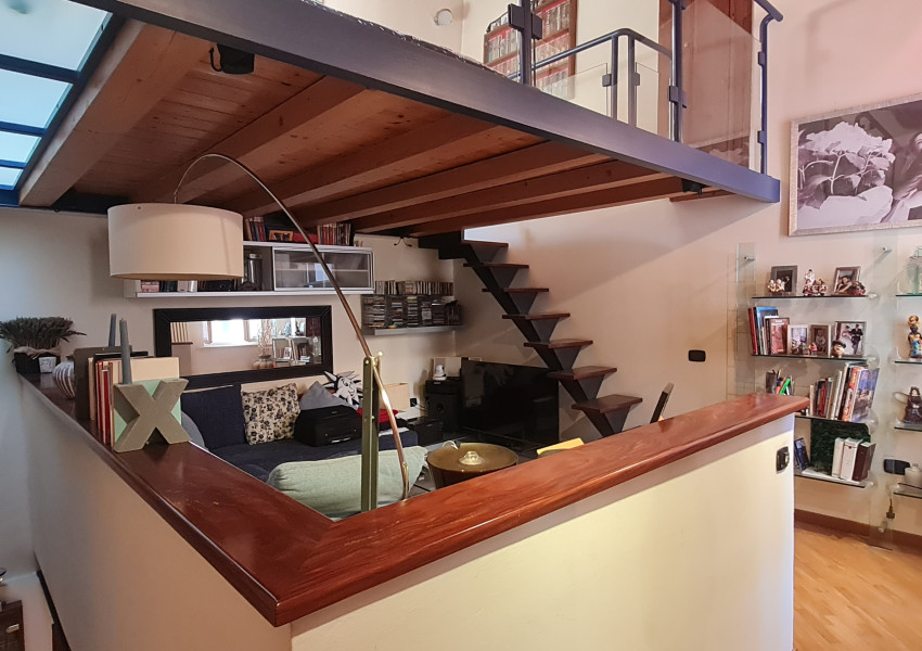 Pesaro, zona Centro storico - Casa Schiera / Porz.Casa in Vendita | Foto 12