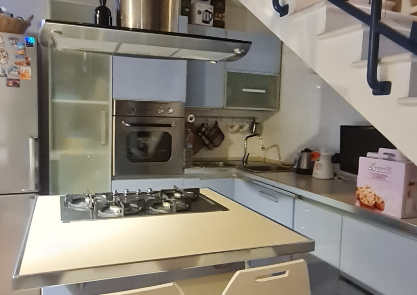 Pesaro, zona Centro storico, Casa Schiera / Porz.Casa in Vendita