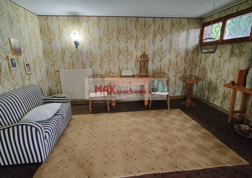 Pesaro, zona Cattabrighe - Casa Unifam. / Villa in Vendita | Foto 10