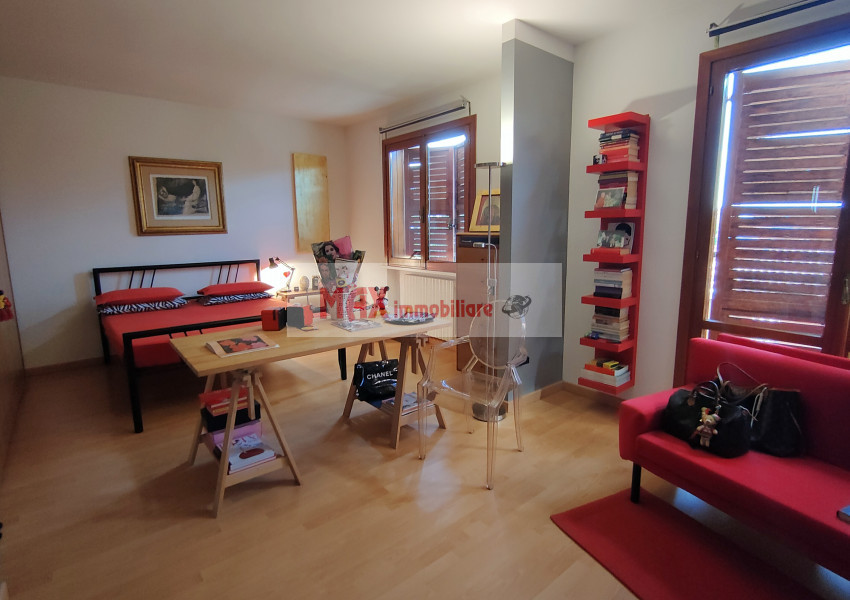 Pesaro, zona Cattabrighe - Casa Unifam. / Villa in Vendita | Foto 4