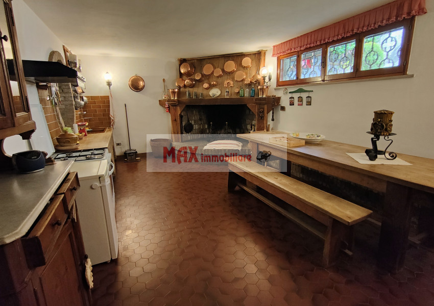 Pesaro, zona Cattabrighe - Casa Unifam. / Villa in Vendita | Foto 8