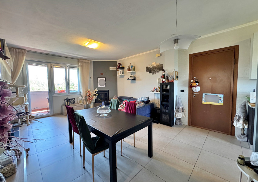 Pesaro, zona Villa San Martino - Appartamento in Vendita | Foto 10