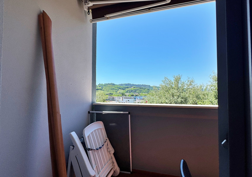Pesaro, zona Villa San Martino - Appartamento in Vendita | Foto 6