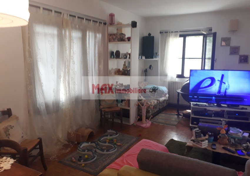 Fano, zona Roncosambaccio - Casa Unifam. / Villa in Vendita | Foto 5
