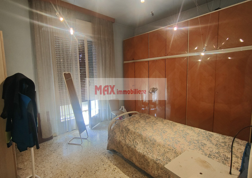 Pesaro, zona Villa San Martino - Casa Unifam. / Villa in Vendita | Foto 7