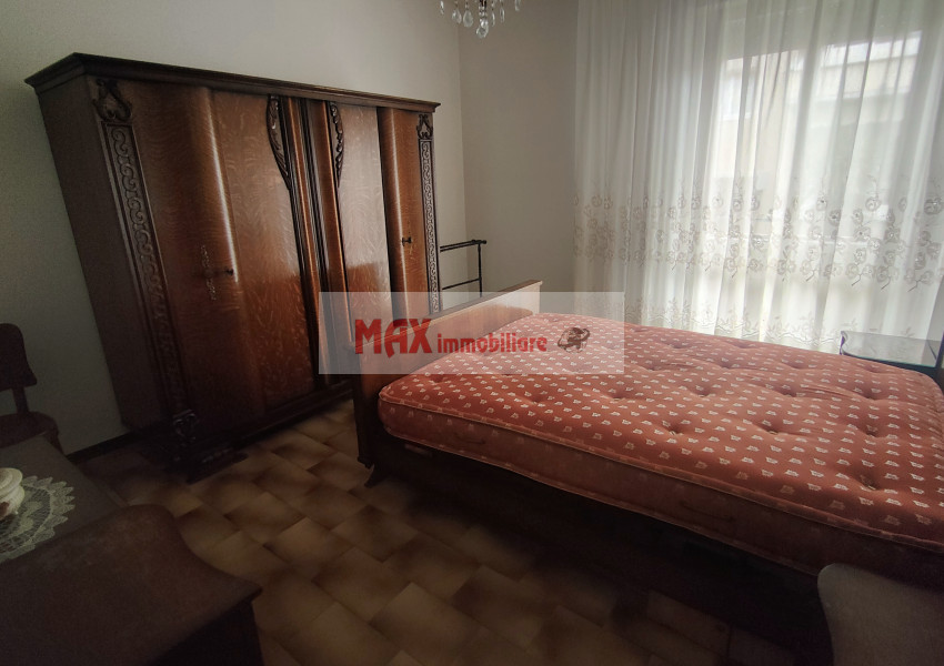 Pesaro, zona Santa Veneranda - Appartamento in Vendita | Foto 9