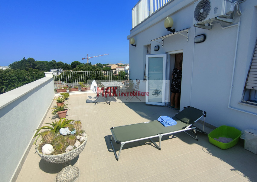Pesaro, zona Centro - Appartamento in Vendita | Foto 7