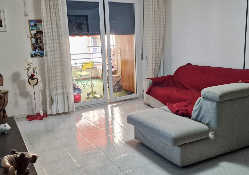Pesaro, zona Villa San Martino - Appartamento in Vendita | Foto 3